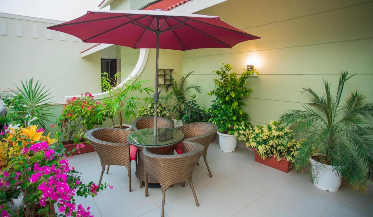 Joystreet - Beachy Blossom Villa Siolim Buitenkant foto